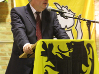 Hendrik Vuye spreekt begeesterend op receptie N-VA Opwijk-Mazenzele